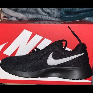 Women’s Nike Tanjun